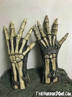 Skeletal Remains HD Studios Pro Costume -DarkMorph Store tomb raider skeleton hd studios pro halloween costume 7249848860720